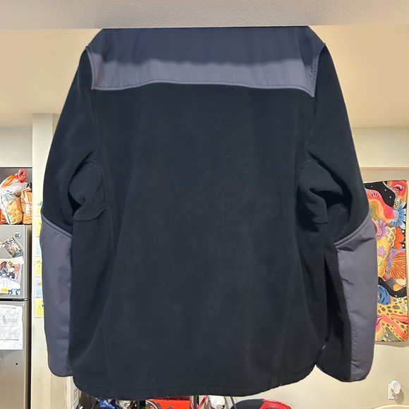 L.L. Bean Long Sleeve Black and Gray XL Jacket All Zippers Working - Picture 6 of 8